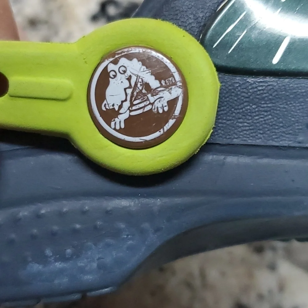 Crocs Star Wars Yoda size 6 To 7C shoes